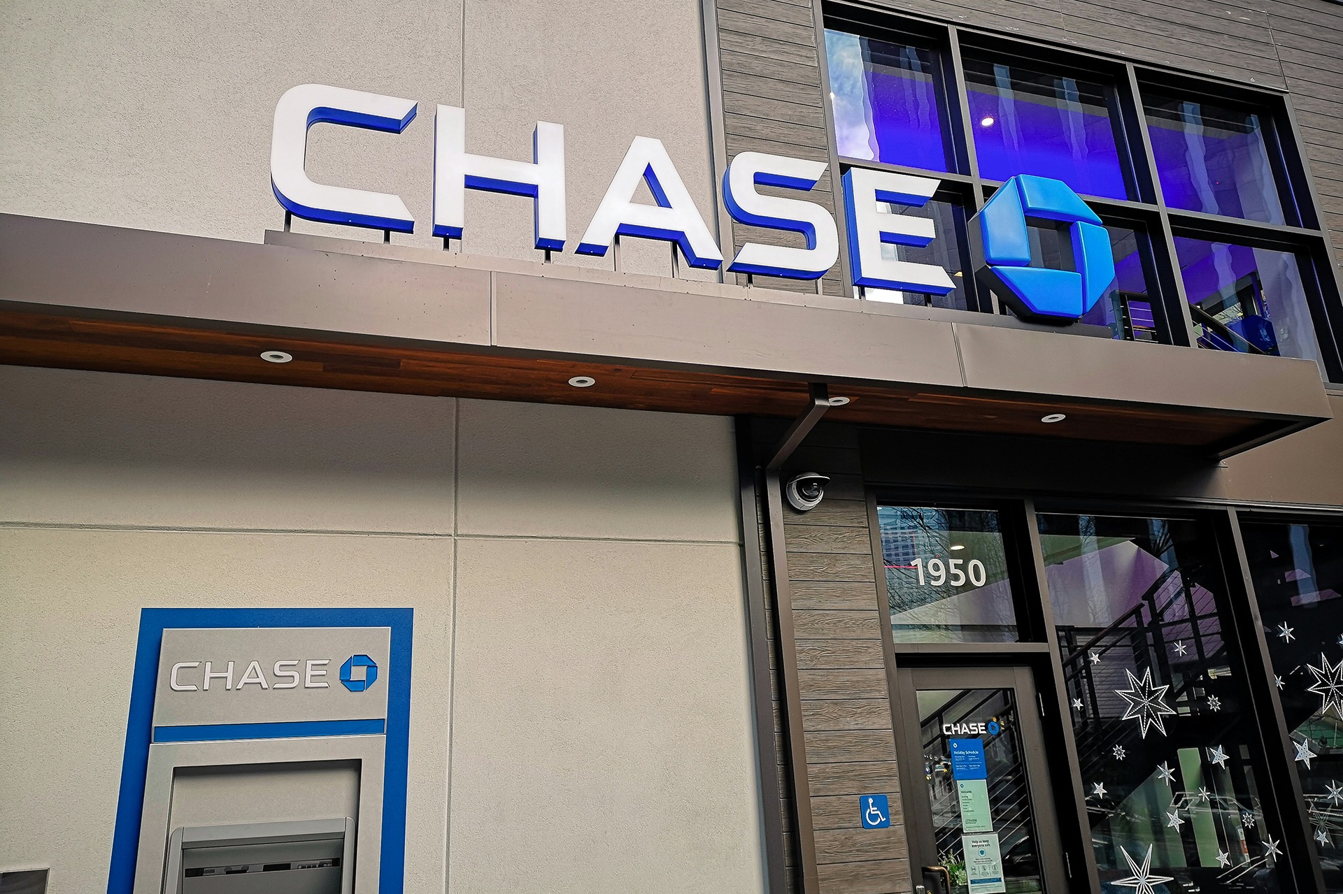 What the JPMorgan Chase Lawsuit Says About Workplace Misconduct in Banking